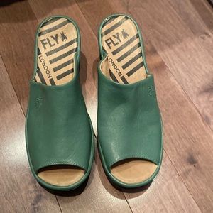 Fly London green leather platform sandals